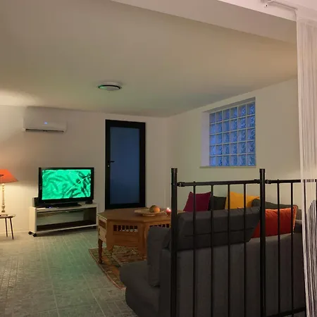 Апартаменты Casa Rio, Amalia Феррейра-ду-Зезери